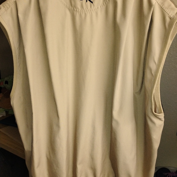 Zero Restriction Men's Lightweight Vest - Picture 3 of 4